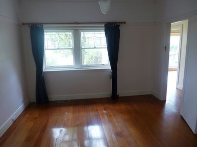 24 Mercer Parade, Newtown