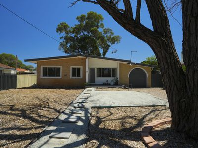 271 Morley Drive East, Lockridge