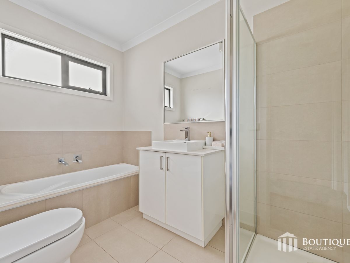233 Outlook Drive , Dandenong North