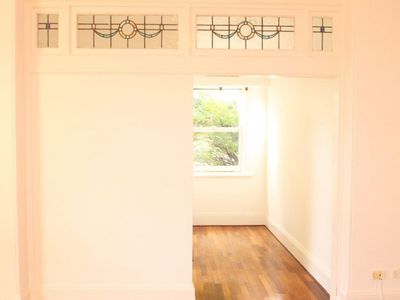 9 / 30 Forest Road, Arncliffe