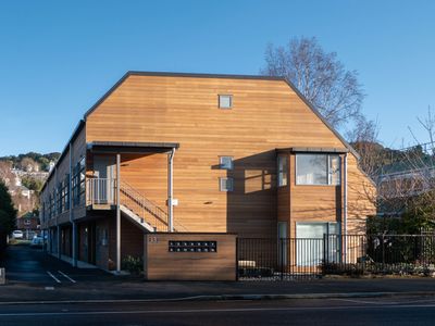 2 / 432 Great King Street, North Dunedin