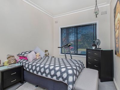 22 Kurrajong Street, Windang