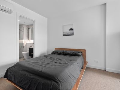 M509 / 188 Macaulay Road, North Melbourne