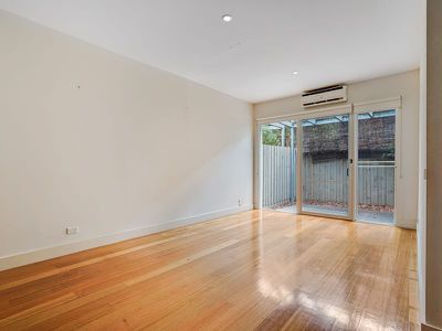 18 / 10 Tennyson Street, St Kilda