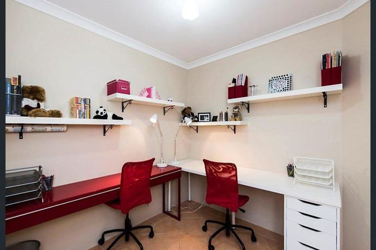 12 Brenchley Drive, Atwell