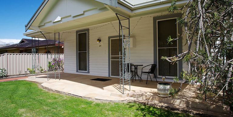 24 Kirkland Avenue, Euroa