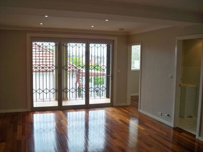 2 / 245 Marrickville road, Marrickville