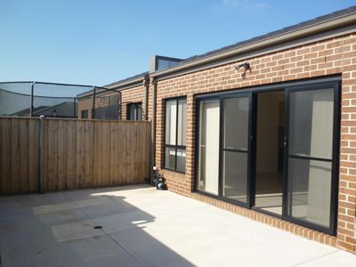 1/158 Botanica Springs Boulevard, Brookfield