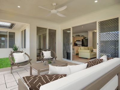 54 Fitzmaurice Drive, Bentley Park