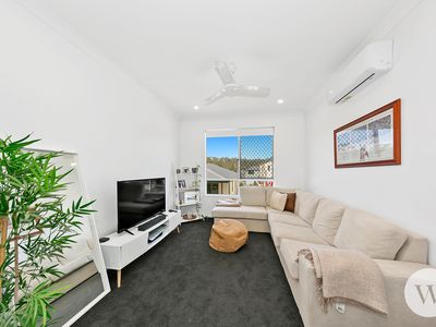 17 Solar Circuit, Spring Mountain