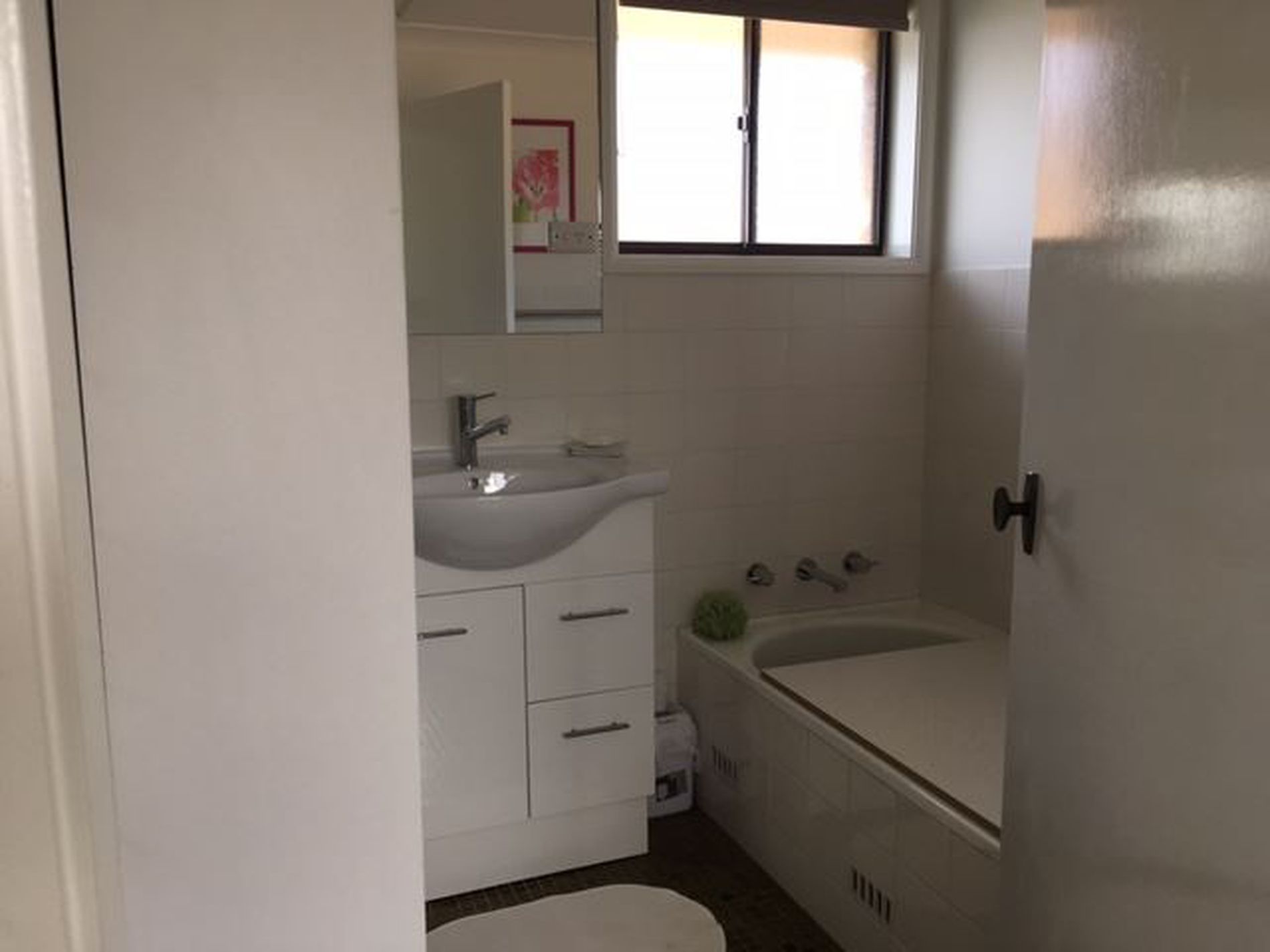 1 / 14 Buchan Street, Mollymook Beach