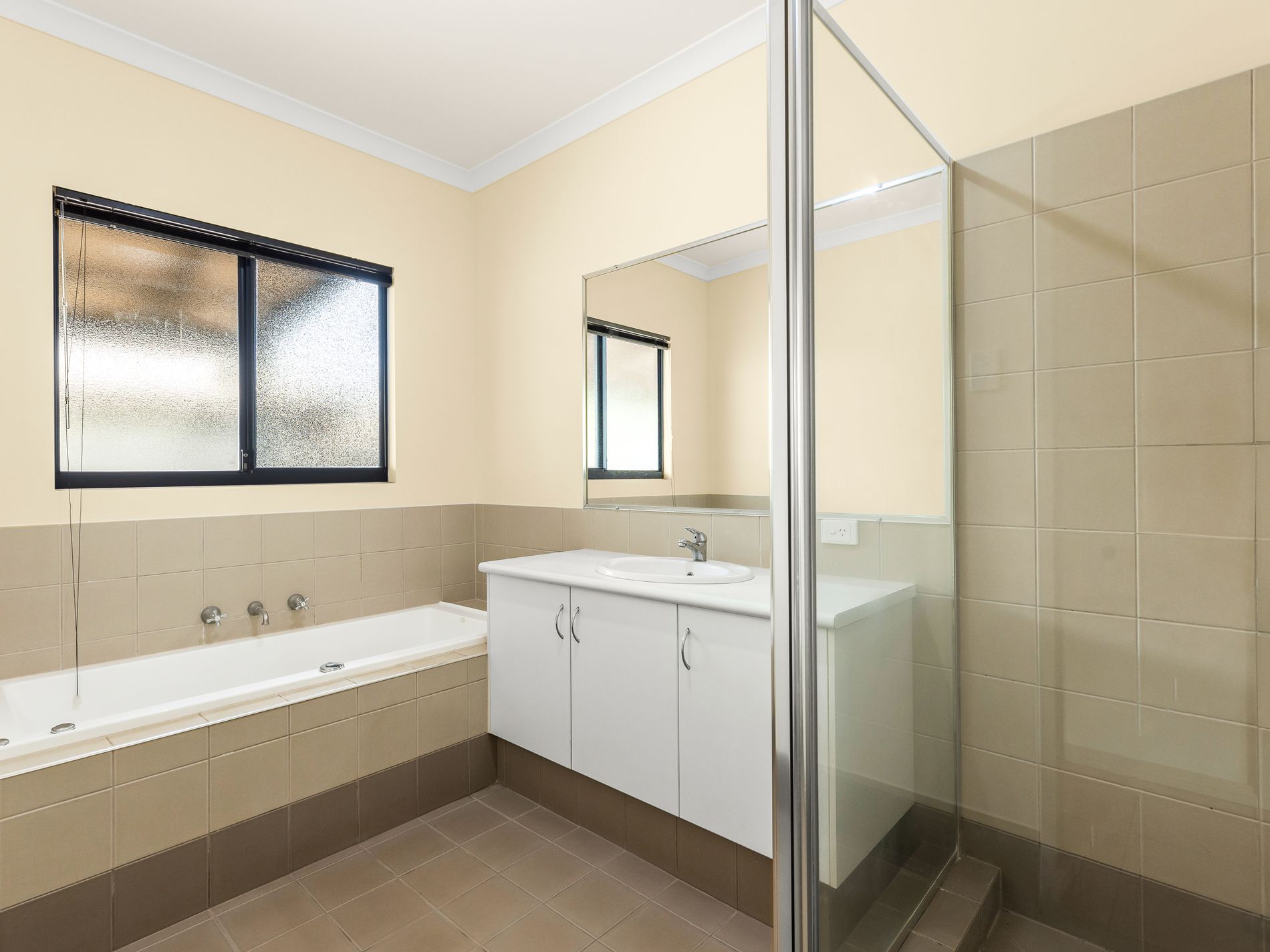 35 Planigale Loop, Djugun