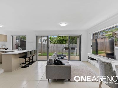 Unit 8 / 2 Grandly St, Doolandella