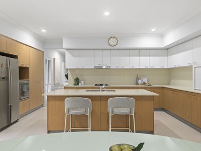 14 Barrington Crescent, Wakerley
