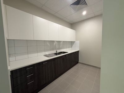1st Floor / 210-238 Maidstone Street, Altona