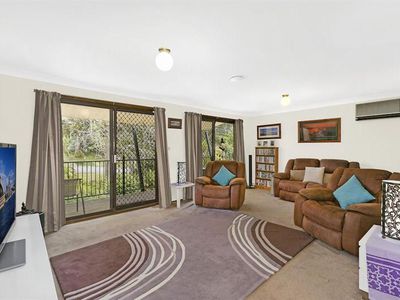 31 Curzon Ave, Bateau Bay