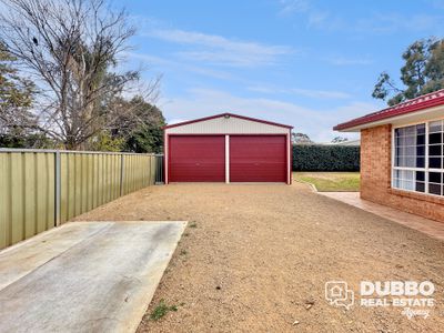 14 Magpie Close, Dubbo