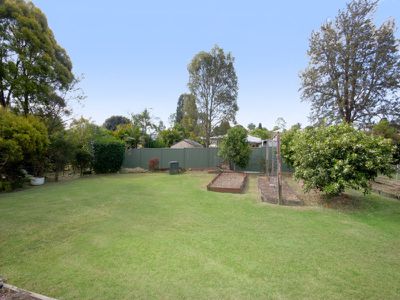 27 Wall Street, Bundamba