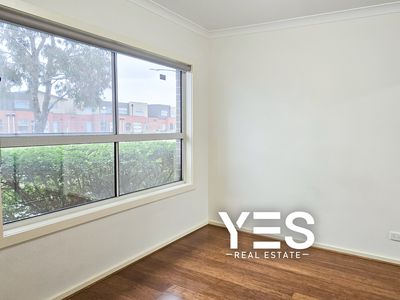 32 Mary Street, Officer