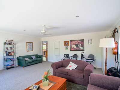 77 Green Acres Road, Dundowran