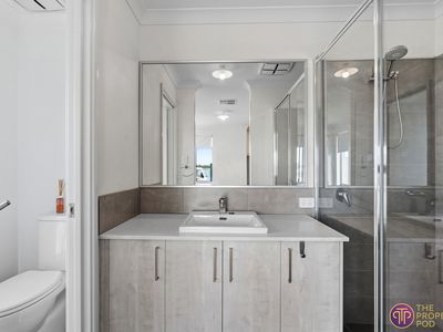 18 Fenchurch Drive, Hilbert