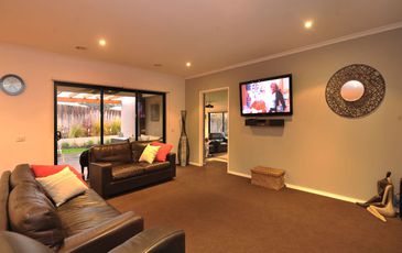 42 O'Neil Road, Beaconsfield