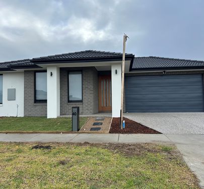 40 Lecky Road, Officer