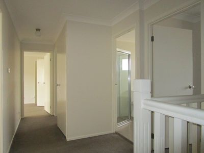 8 / 5 Vlatko Drive, West Hoxton