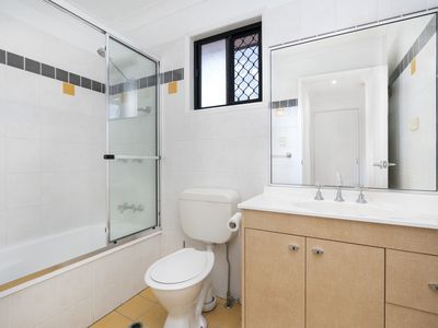 3 / 18 Fifth Avenue, Kedron