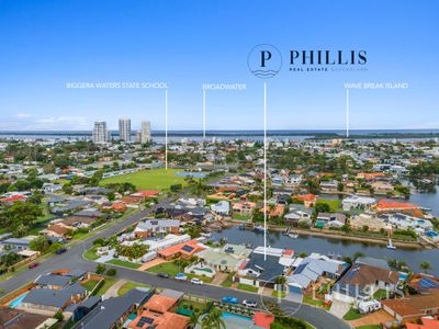 8 Longboat Place, Biggera Waters