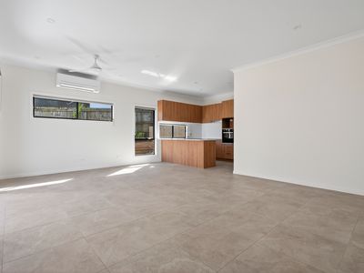 1 / 40 London Street, Nundah