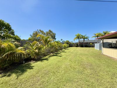 2 Merrilyn Court, Urangan