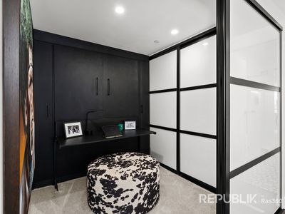 2704 / 3422 Surfers Paradise Boulevard, Surfers Paradise