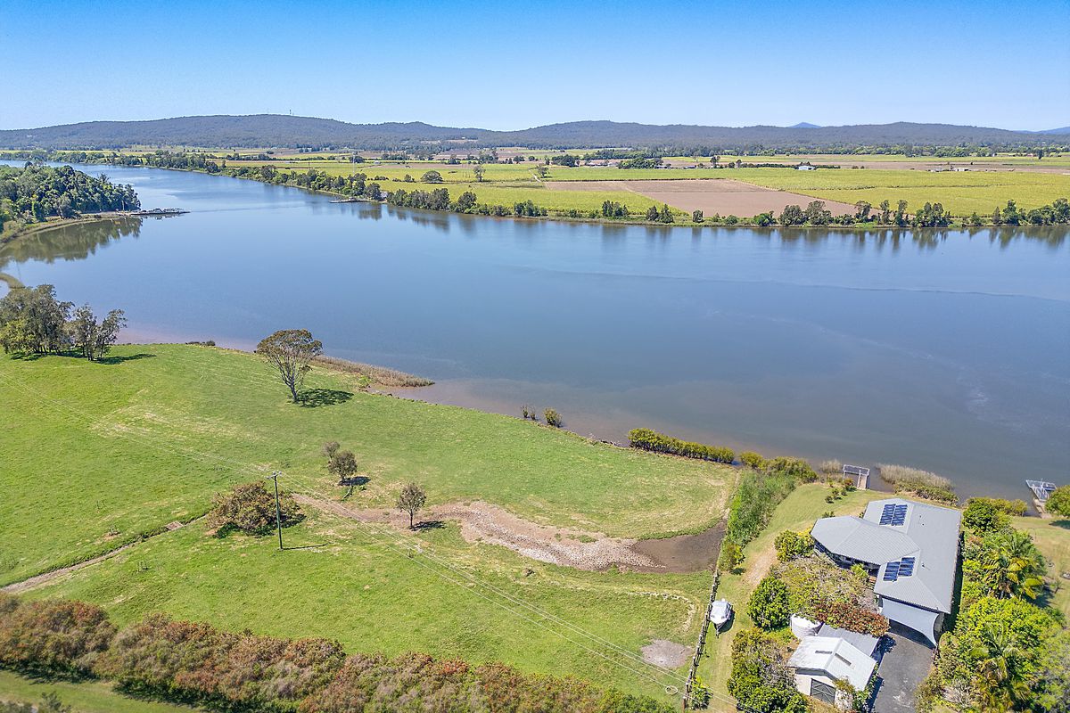 8 Rutland Street, Lawrence