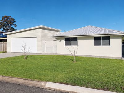 72 Fishermans Crescent, North Narooma