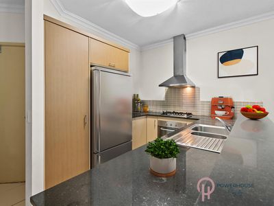 228 / 12 Gregory Street, Westcourt