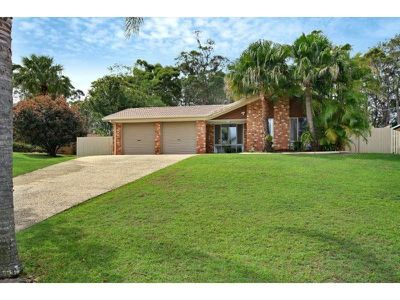 9 Casuarina Court, Noosaville
