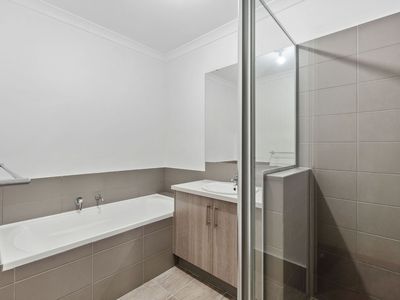 7 Reflection Boulevard, Jindalee