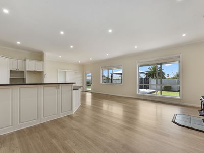 11 George Street, Southend