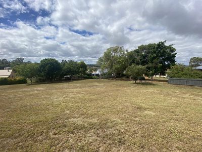 28 Nolan Drive, Kingaroy