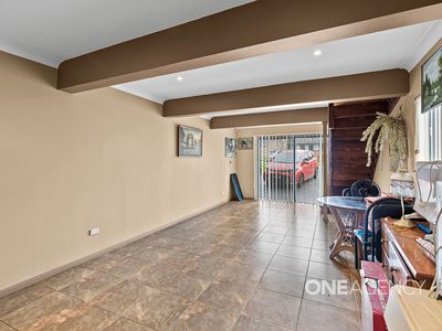 1 Anna Avenue, Warrawong