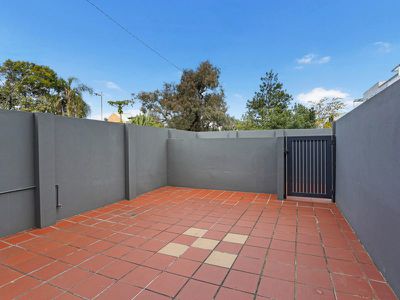 9 / 161 Queen Street, Beaconsfield