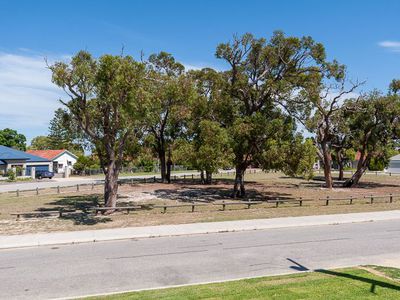 1 / 32 Birchley Square, Balga