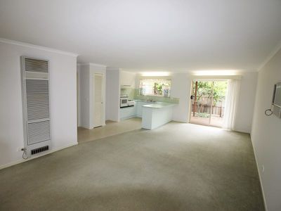 8A Calder Street, Manifold Heights