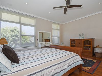 24 Lewin Way, Scarborough