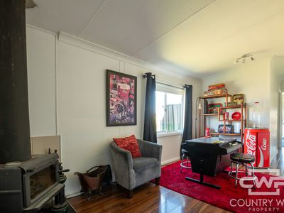 9 Short Street, Deepwater