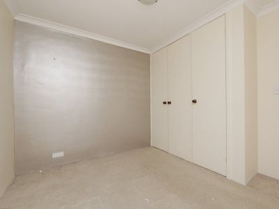 7 / 52 King George Street, Victoria Park