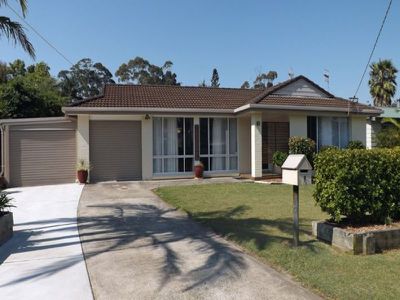 9 Saturn Avenue, Lake Tabourie