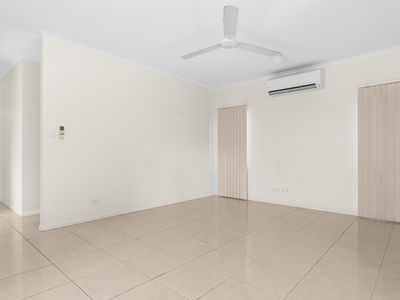 17 Finniss Crescent, Bentley Park