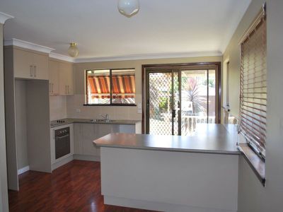 44 Simpson Parade, Albion Park
